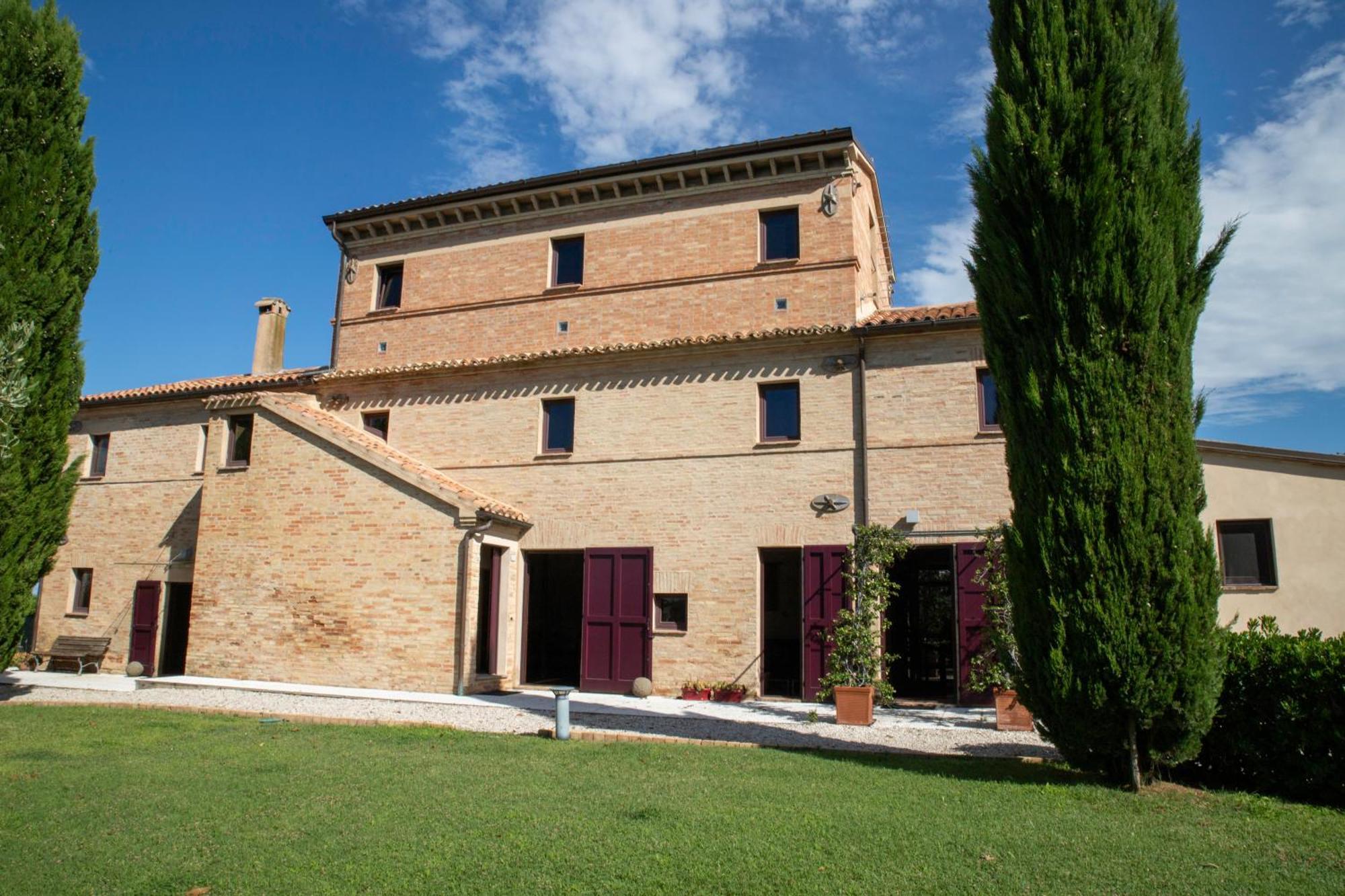 Casali Marchigiani - Ville Vacanza Private Con Piscina Ostra Exteriér fotografie