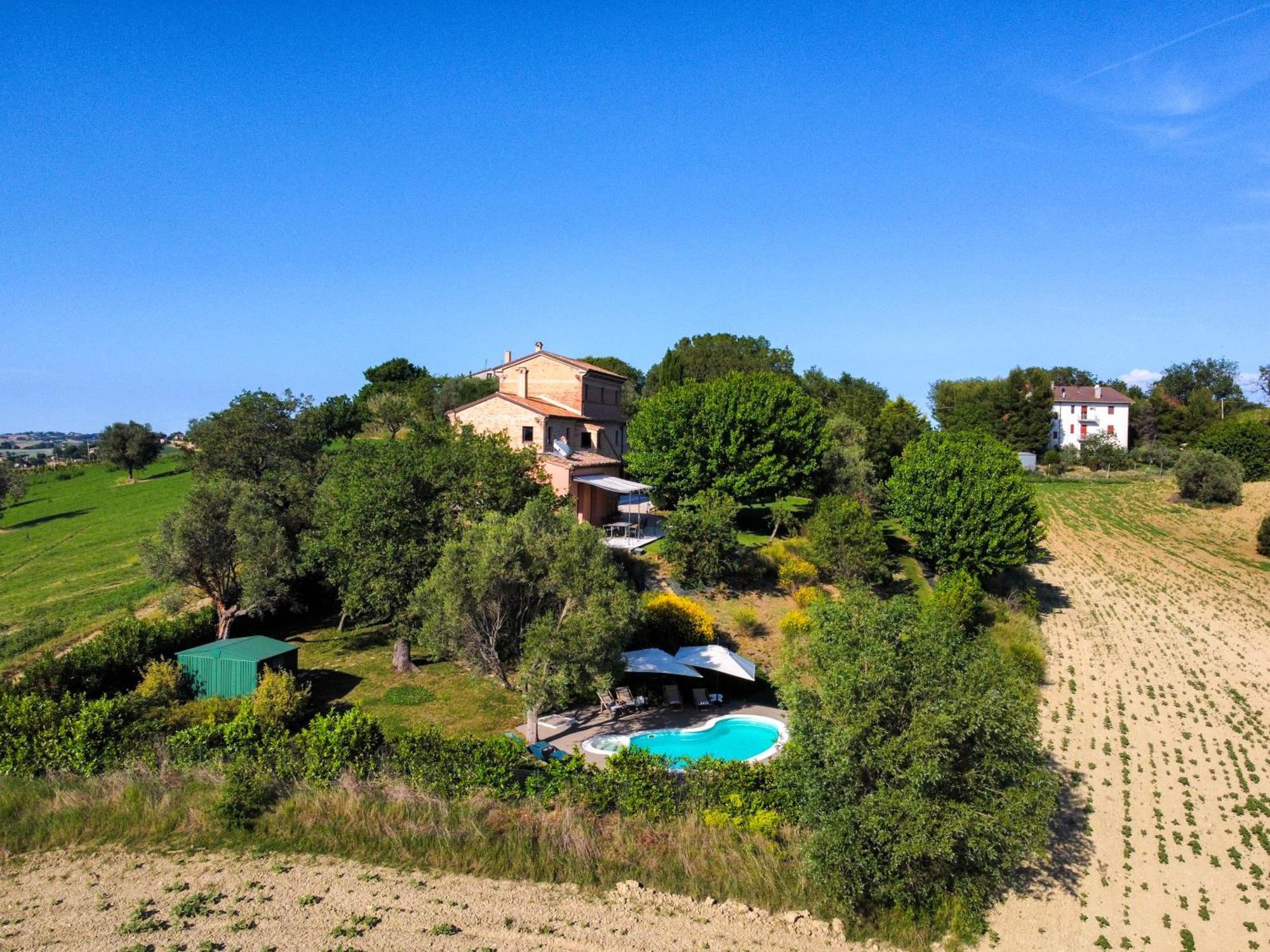 Casali Marchigiani - Ville Vacanza Private Con Piscina Ostra Exteriér fotografie